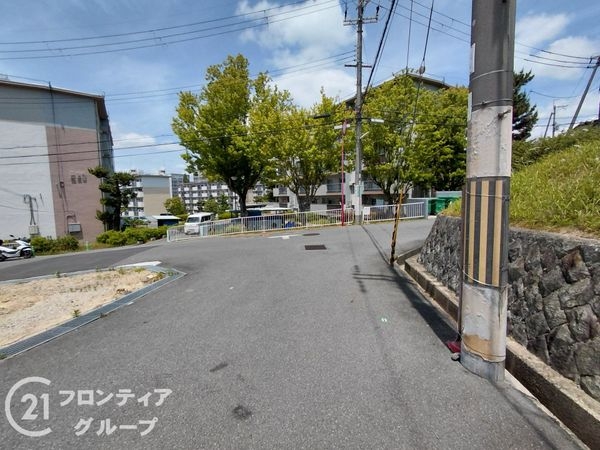 枚方市香里ケ丘１丁目　新築一戸建て　３期　１号棟