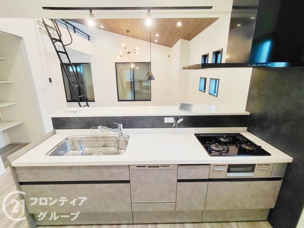 枚方市甲斐田新町の中古一戸建て
