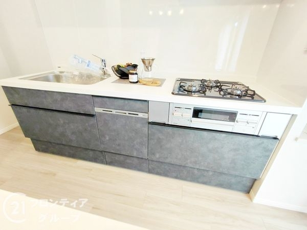 寝屋川東ファミリータウン中１番館　中古マンション