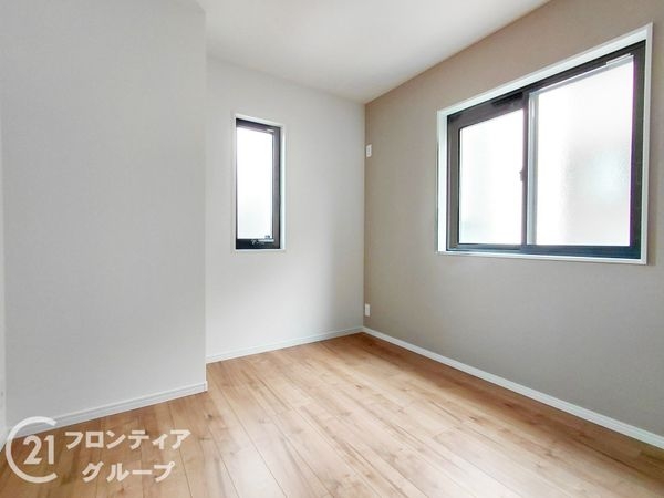 枚方市田宮本町　新築一戸建て