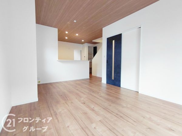 枚方市田宮本町　新築一戸建て