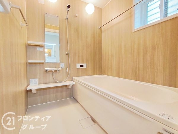 枚方市田宮本町　新築一戸建て