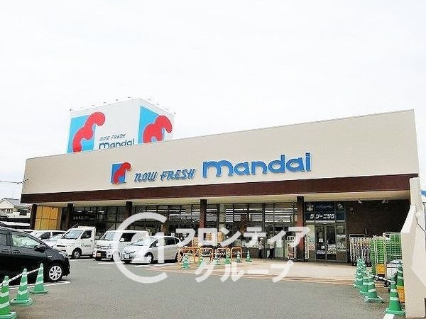 枚方市南中振２丁目　新築一戸建て　全１区画(万代香里西店)