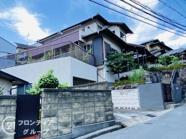 枚方市池之宮２丁目の中古一戸建て