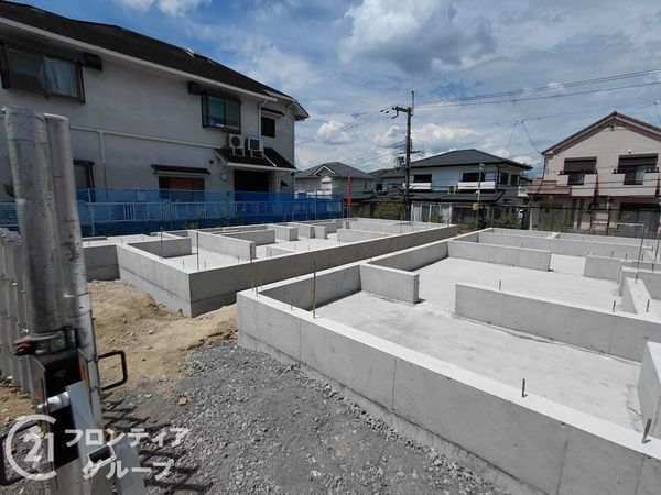 枚方市長尾東町３丁目　新築一戸建て　２号棟