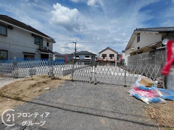 枚方市長尾東町３丁目　新築一戸建て　２号棟