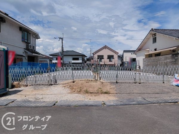 枚方市長尾東町３丁目　新築一戸建て　２号棟