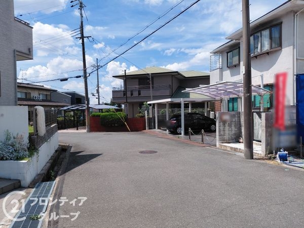 枚方市長尾東町３丁目　新築一戸建て　１号棟