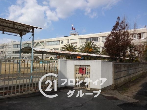 寝屋川市池田１丁目の中古一戸建て(寝屋川市立池田小学校)