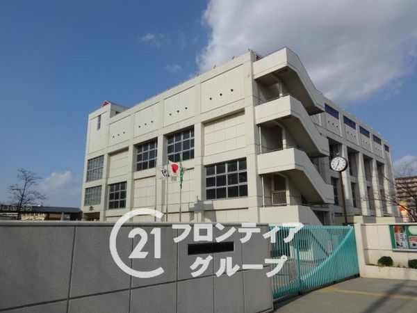 寝屋川市池田１丁目の中古一戸建て(寝屋川市立第二中学校)