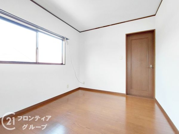 枚方市出屋敷元町１丁目の中古一戸建て