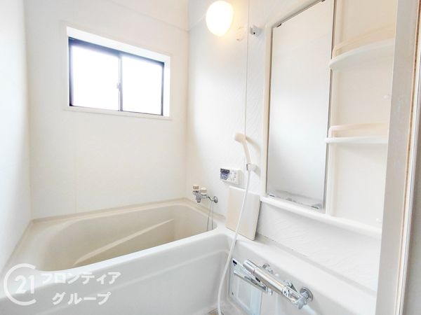 枚方市出屋敷元町１丁目　中古一戸建て