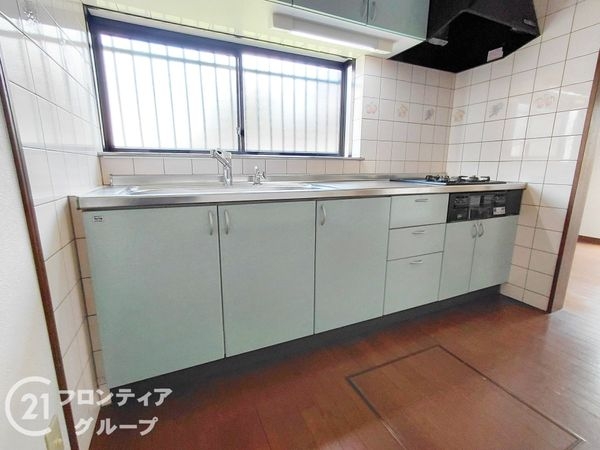 枚方市出屋敷元町１丁目の中古一戸建て