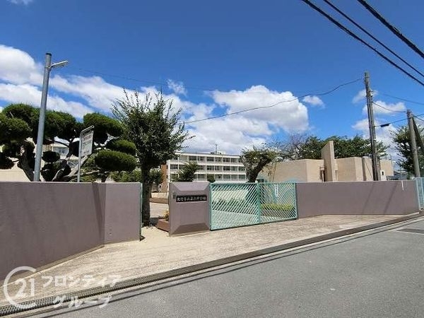 交野市幾野３丁目の中古一戸建て(交野市立第二中学校)