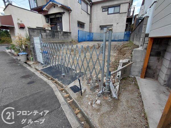 枚方市南船橋２丁目　新築一戸建て