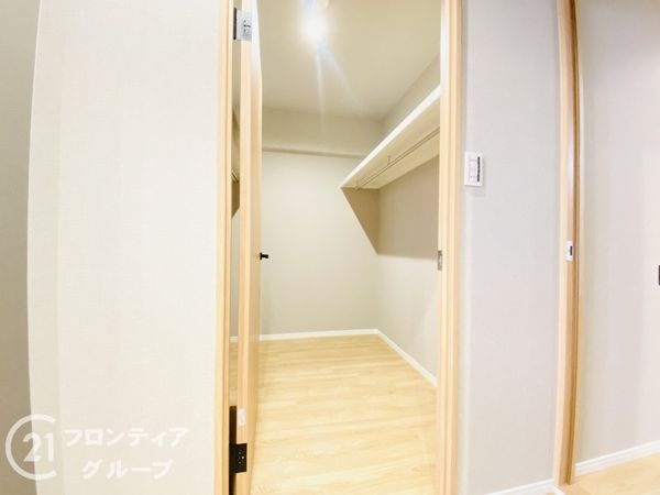 ふぁみーゆ寝屋川セントラルパーク　Ａ棟　中古マンション