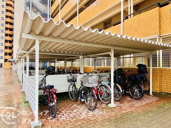 ふぁみーゆ寝屋川セントラルパーク　Ａ棟　中古マンション