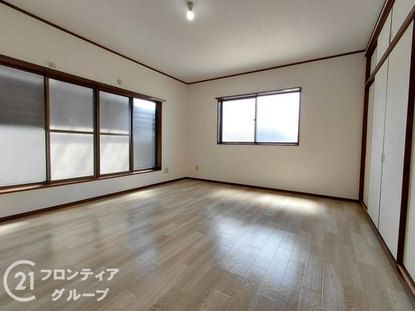 枚方市春日東町２丁目の中古一戸建て