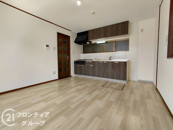 枚方市春日東町２丁目　中古一戸建て