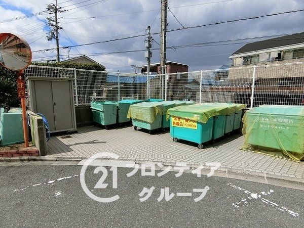 ふぁみーゆ寝屋川セントラルパークＢ棟　中古マンション