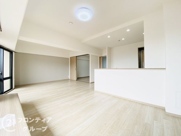 ふぁみーゆ寝屋川セントラルパークＢ棟　中古マンション