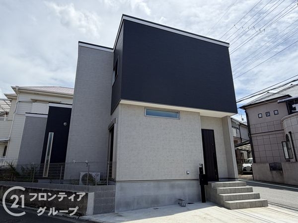 寝屋川市太秦中町 中古一戸建て
