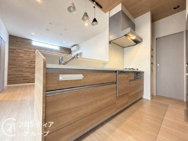 寝屋川市太秦中町の中古一戸建て