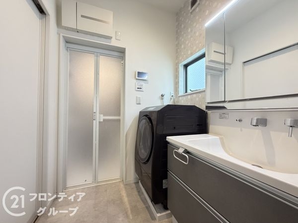 寝屋川市太秦中町の中古一戸建て