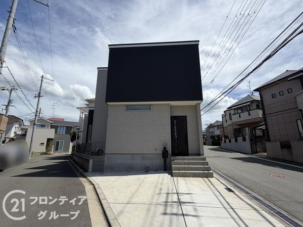 寝屋川市太秦中町の中古一戸建て