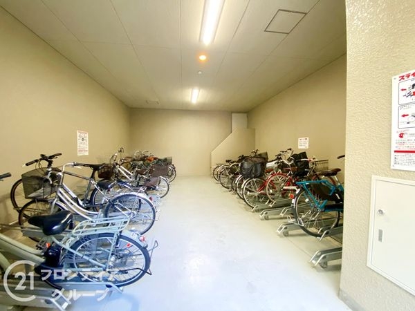 オークヒルズ香里五番館　中古マンション