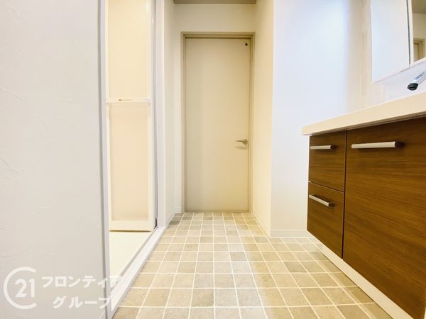 オークヒルズ香里五番館　中古マンション
