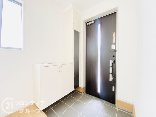 枚方市香里ケ丘８丁目　新築一戸建て　６期　全１区画