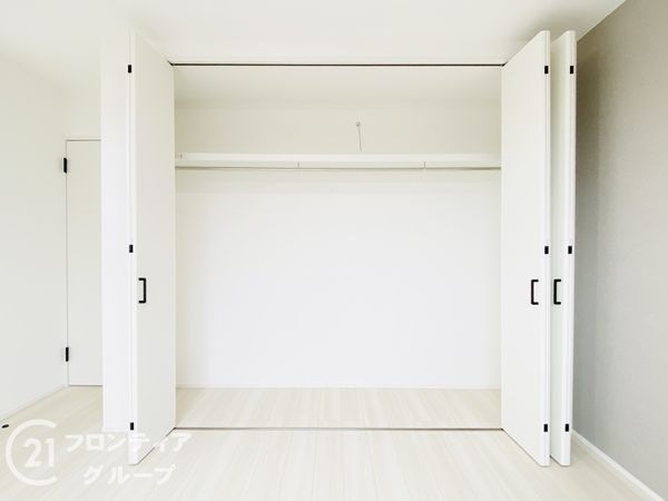 寝屋川市池田１丁目　新築一戸建て