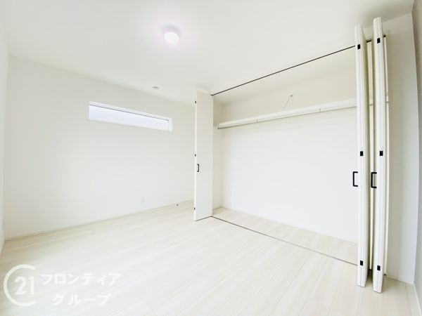 寝屋川市池田１丁目　新築一戸建て