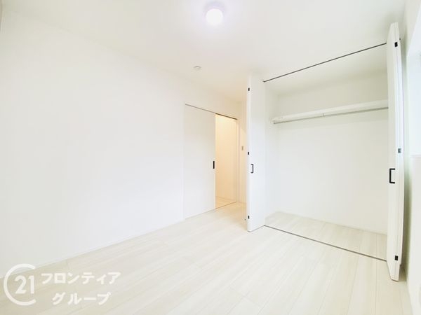 寝屋川市池田１丁目　新築一戸建て