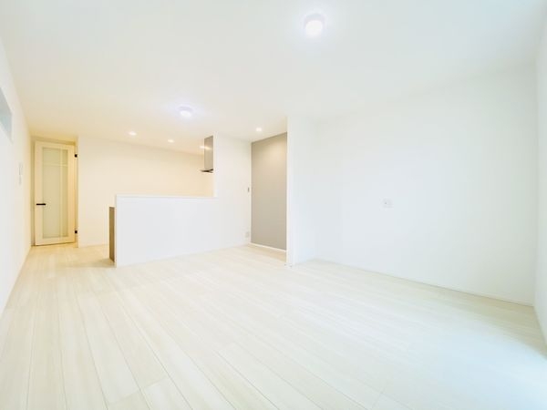 寝屋川市池田１丁目　新築一戸建て