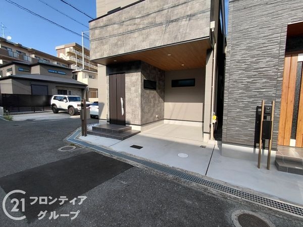 寝屋川市三井南町　新築一戸建て　A号棟