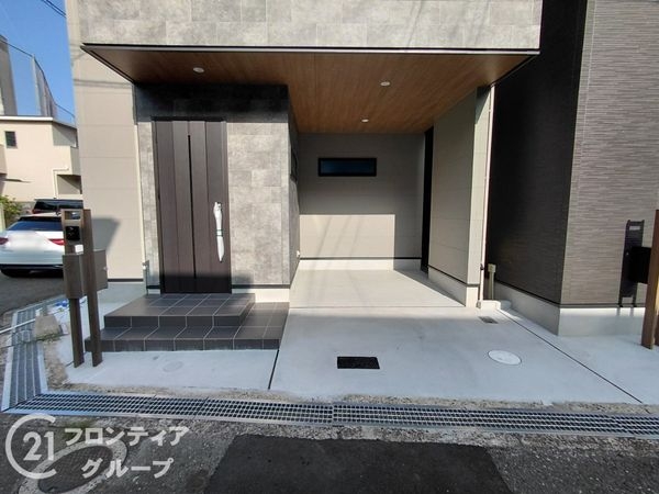 寝屋川市三井南町　新築一戸建て　A号棟