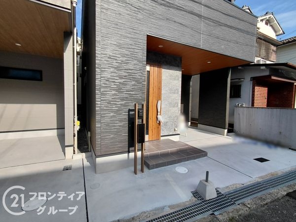 寝屋川市三井南町　新築一戸建て　Ｂ号棟