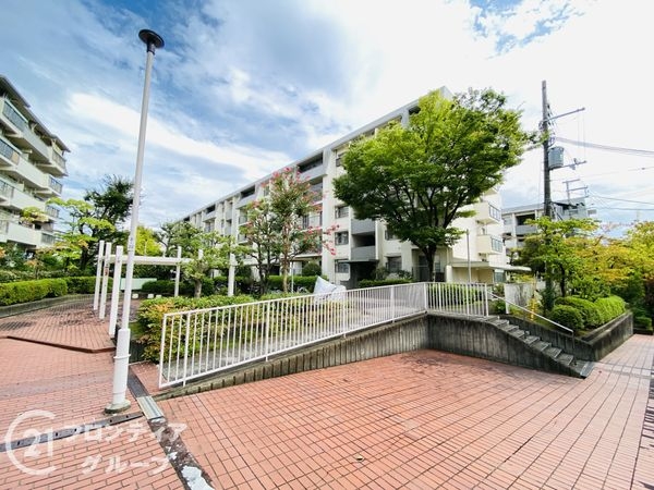 グリーンヒル光善寺住宅１５棟　中古マンション
