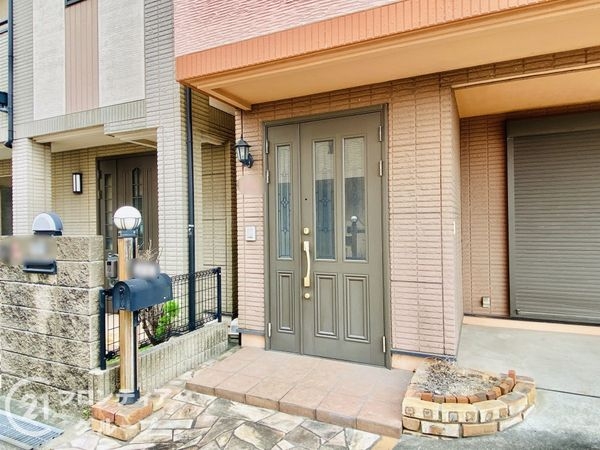 枚方市津田駅前２丁目の中古一戸建て