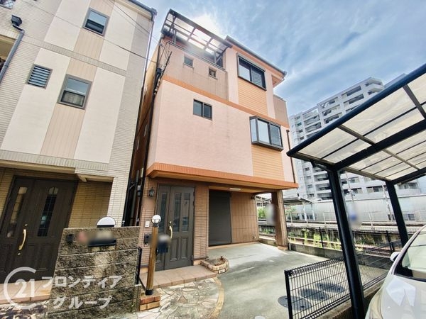 枚方市津田駅前２丁目の中古一戸建て