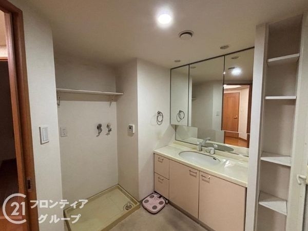 トーカンジェネラス香里丘ステラシティ　中古マンション
