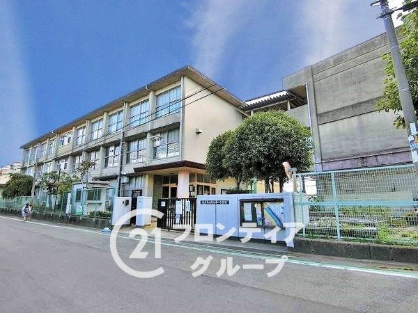 枚方市渚東町の中古一戸建て(枚方市立殿山第一小学校)