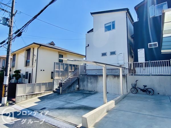 枚方市渚東町　中古一戸建て