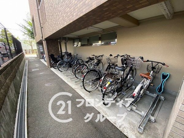 グラン・ブルー香里ヶ丘　中古マンション