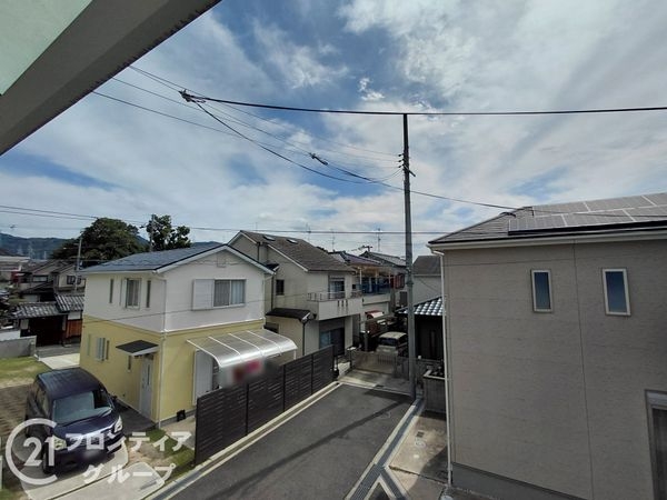 枚方市春日元町２丁目の中古一戸建て