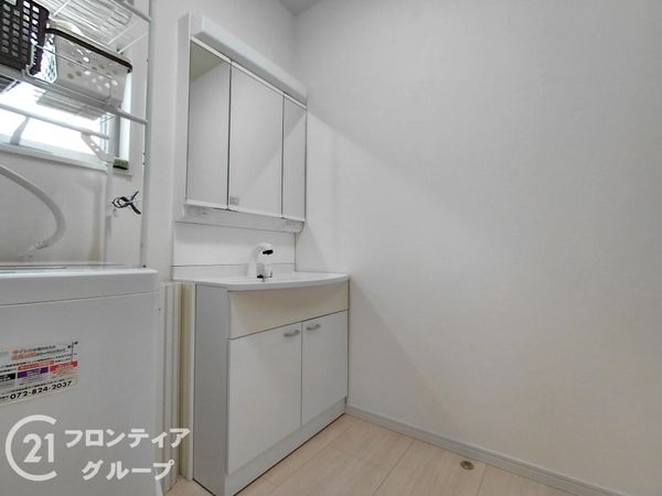 枚方市春日元町２丁目の中古一戸建て