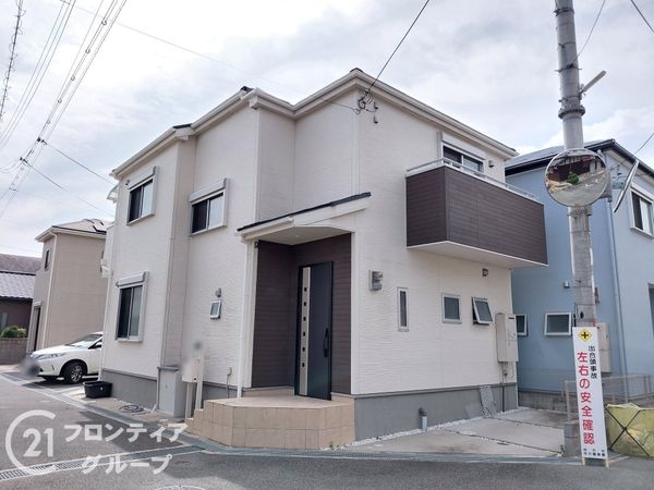 枚方市春日元町２丁目の中古一戸建て