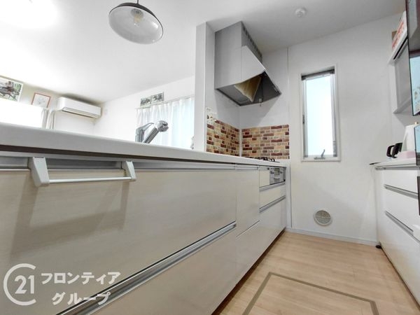 枚方市春日元町２丁目の中古一戸建て